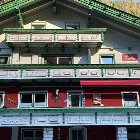 Flying Hirsch Apartamento *