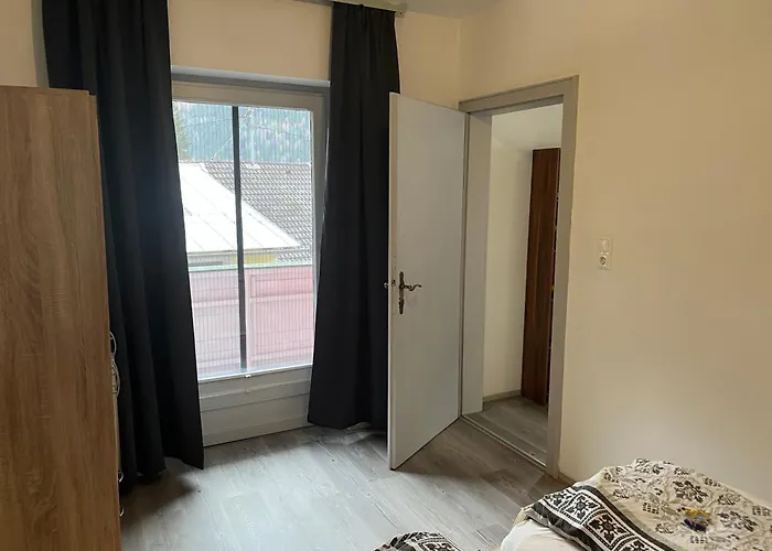 Flying Hirsch Apartment *